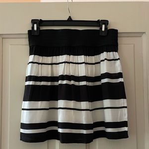 Short rayon skirt
